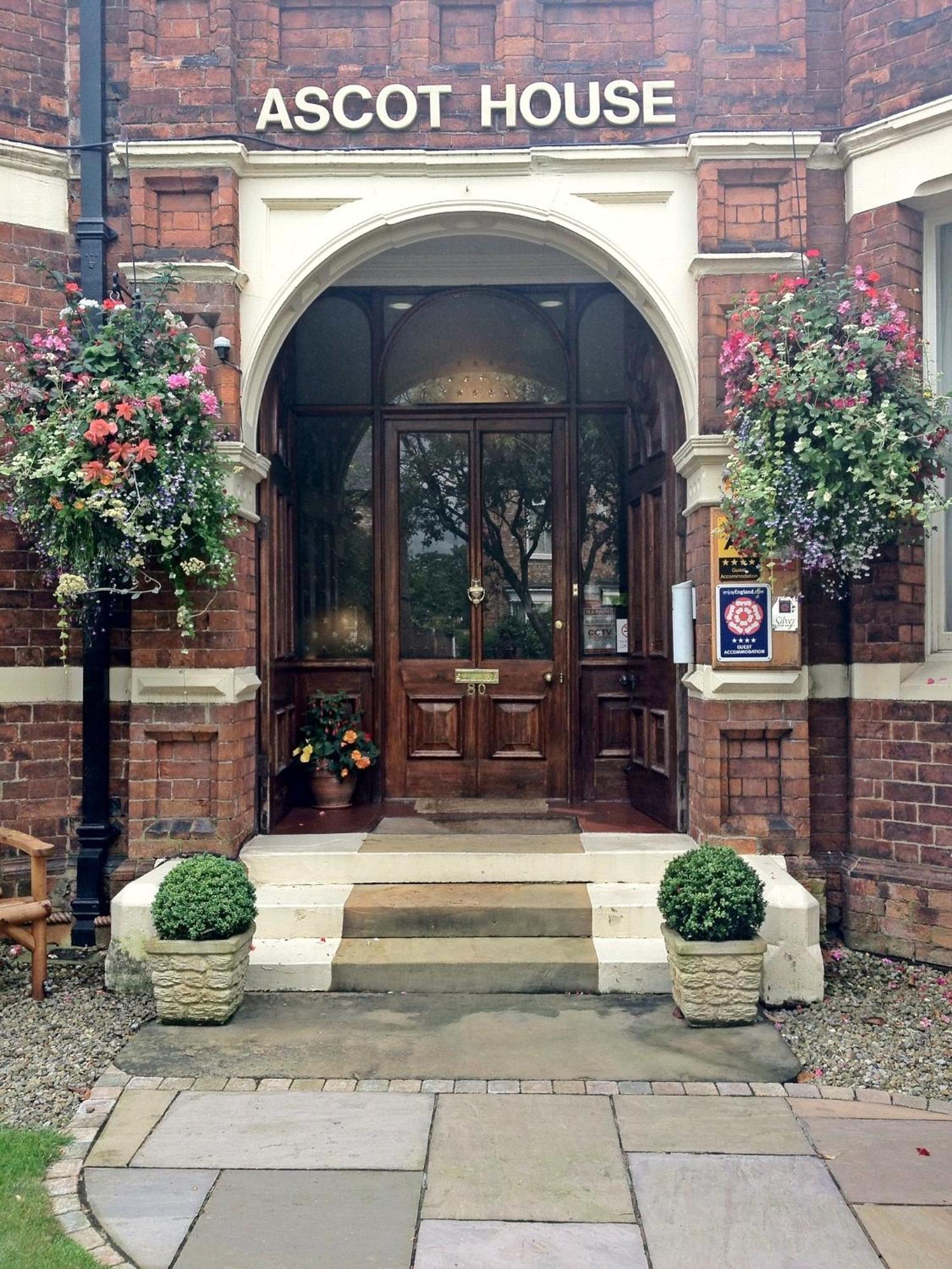 Ascot House Hotell York Exteriör bild